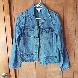 Chadwick’s Women’s Denim Jacket Size 10 Medium Wash Button Front Classic Jean